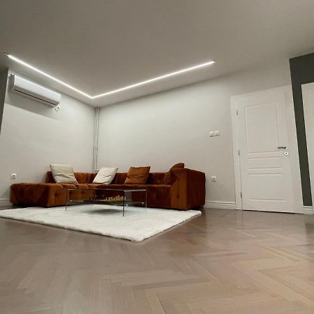 The Alchemist Luxury Apartment Skopje Bagian luar foto